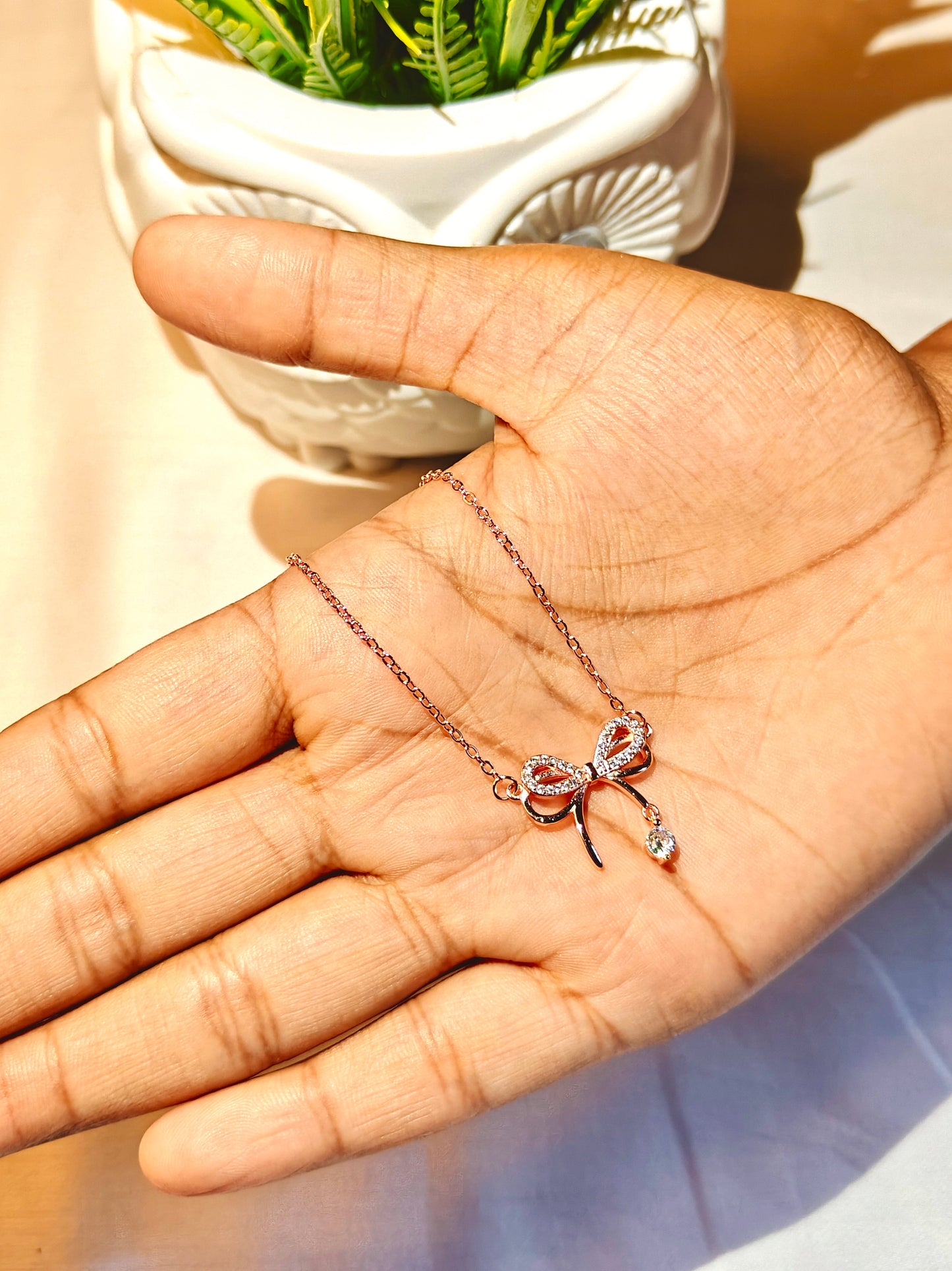 BOW PENDENT NECKLACE (Rose Gold)
