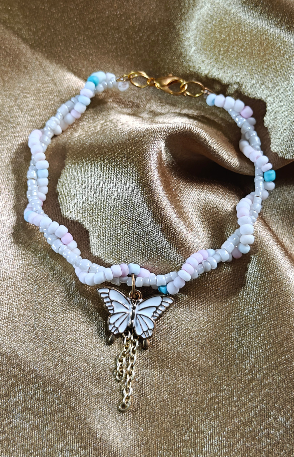 DREAMY BUTTERFLY BEADED CHARM BRACELET