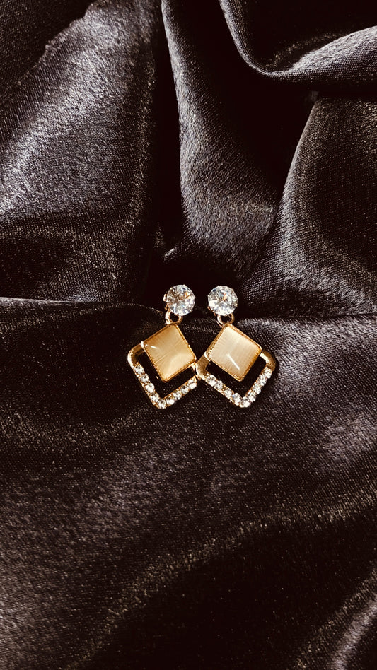 Golden Glimmer Geometric Drop Earrings