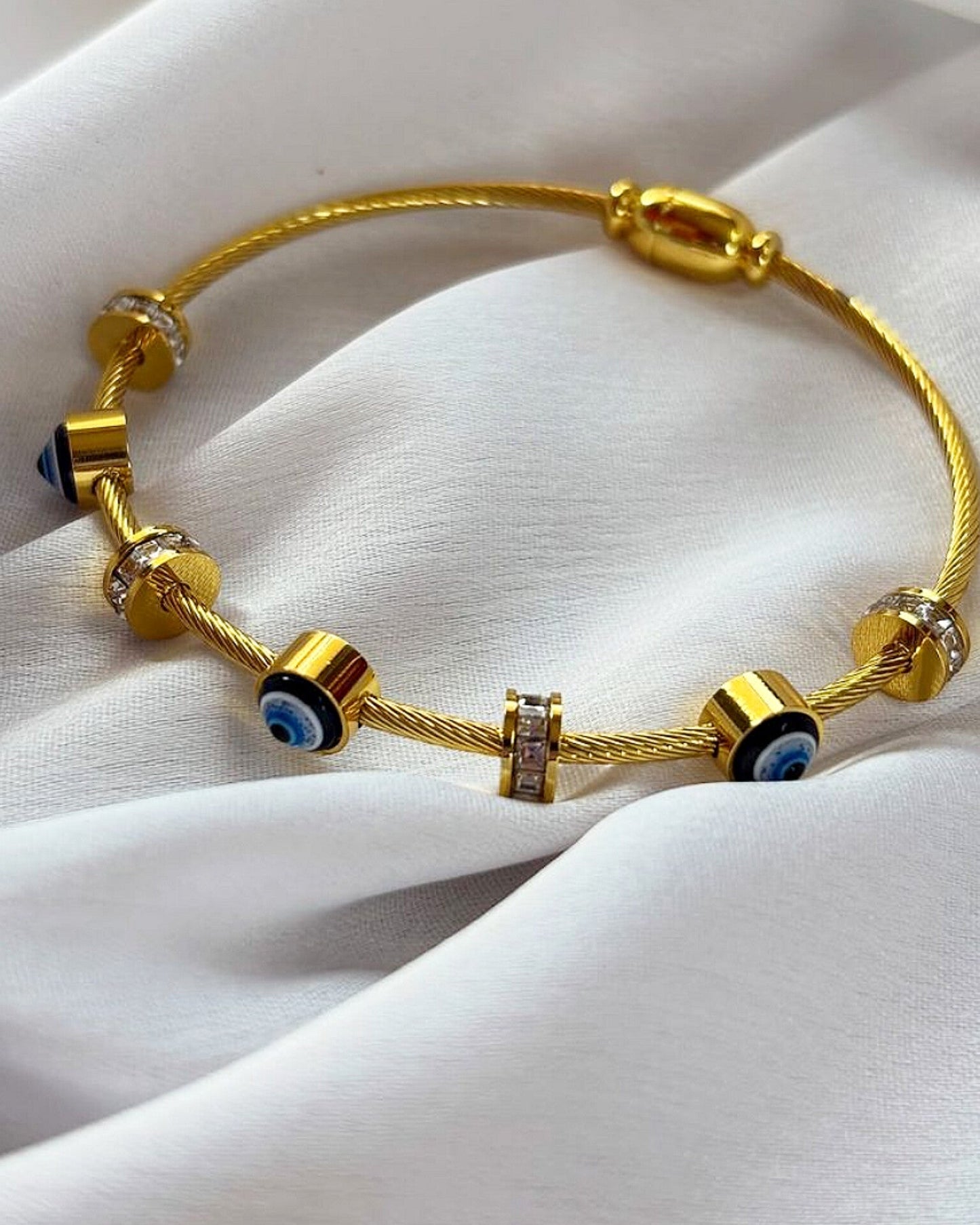 EVIL EYE CABLE BRACELATE (Gold Platted)